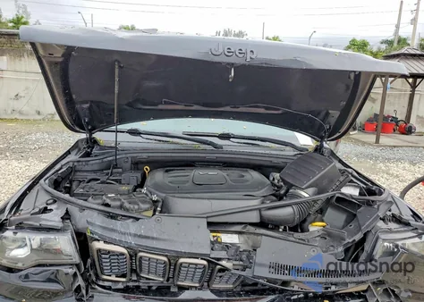 2017 Jeep Grand Cherokee Limited from USA, damaged, VIN 1C4RJFBG5HC668811
